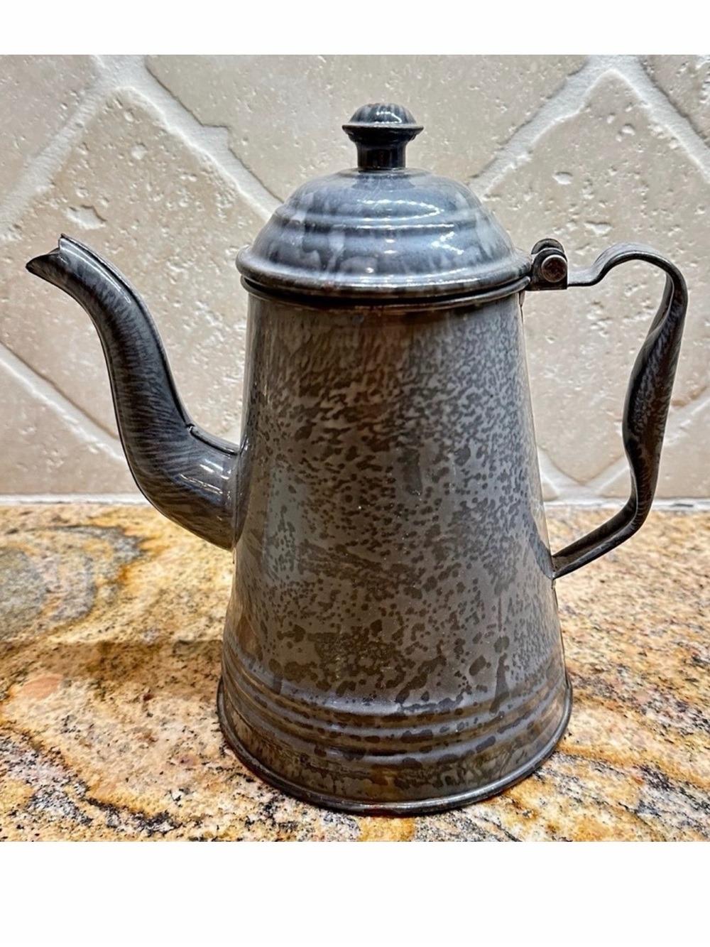Vintage Graniteware Enamelware Speckled Gray Coffee Pot - Picture 8 of 8